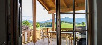 áŠLIBORIA I Idyllic neoclassical vacation home