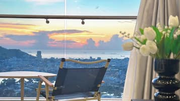 Apartment, 2 Schlafzimmer, Stadtblick | Blick vom Balkon