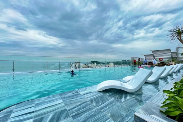 Rooftop pool