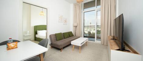 Bügeleisen/Bügelbrett, kostenloses WLAN, Bettwäsche