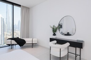 Fer et planche à repasser, Wi-Fi gratuit, draps fournis