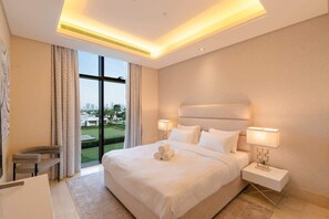 3 chambres, fer et planche à repasser, Wi-Fi gratuit, draps fournis