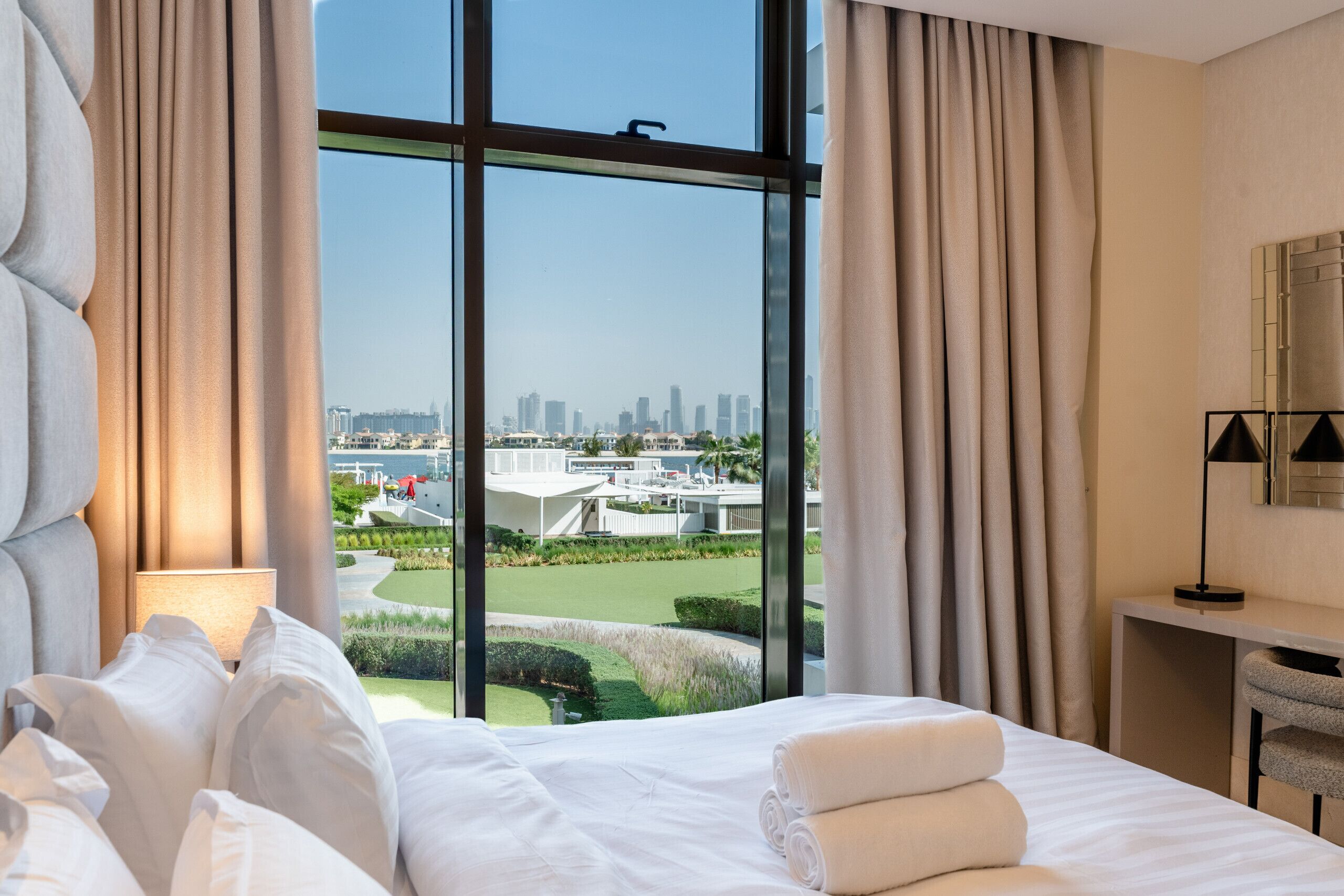 3 habitaciones y caja de seguridad en la habitación 