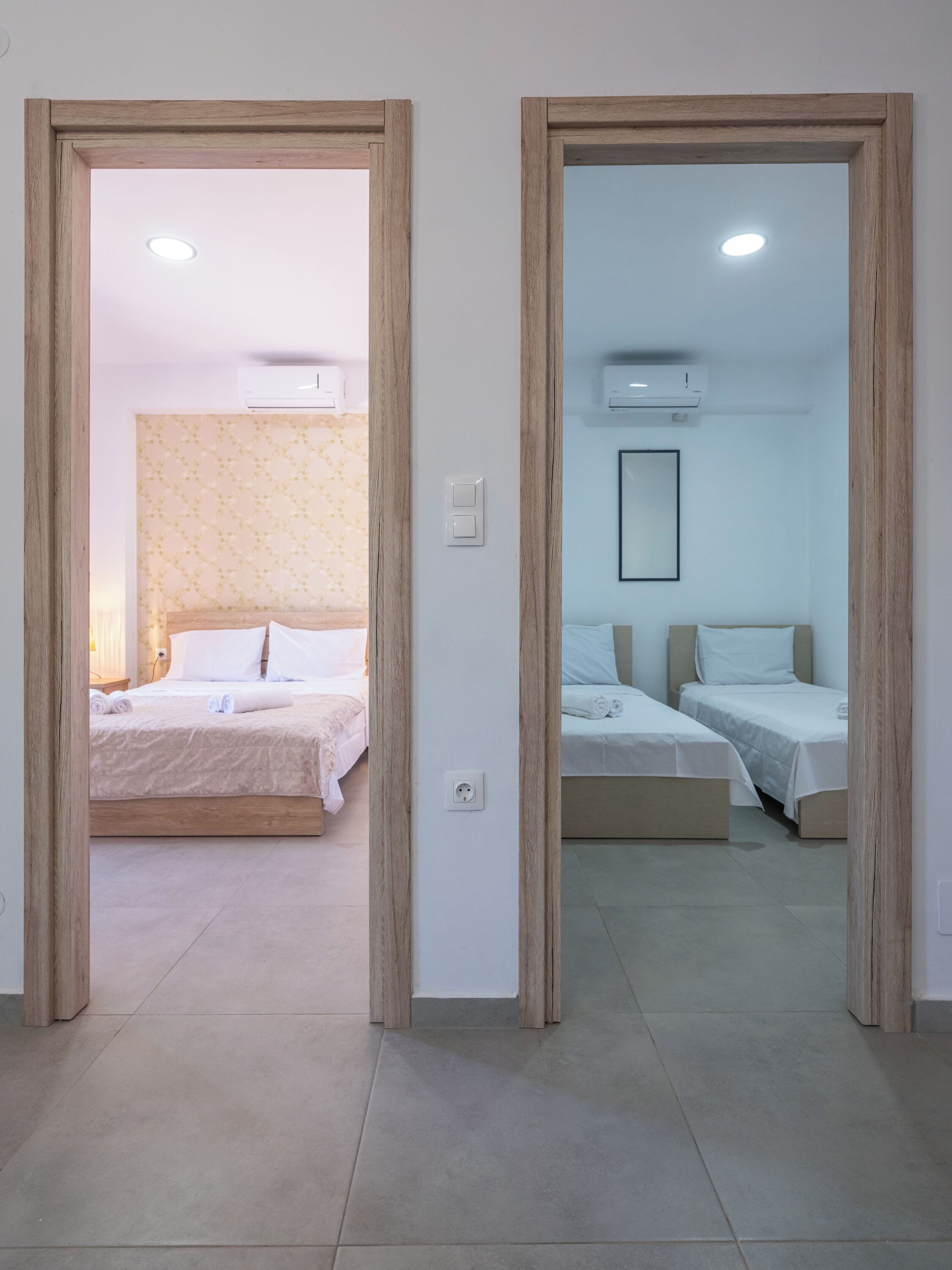 2 bedrooms, iron/ironing board, travel crib, free WiFi