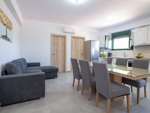 Interior - Gazi Nature Retreat (Kavrochori)