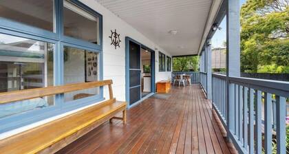 Whispering Seas - Your Ultimate Beachfront Escape