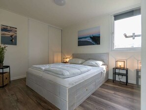 2 bedrooms