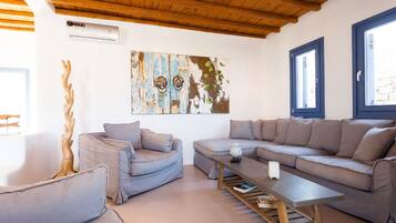 Fernseher, Kamin
