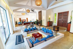 Villa, Private Pool, Garden View | Living area