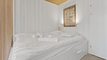 Bügeleisen/Bügelbrett, kostenloses WLAN, Bettwäsche