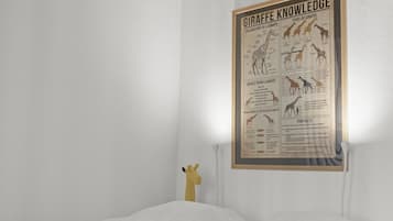 Een strijkplank/strijkijzer, gratis wifi, beddengoed