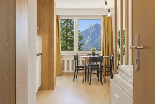Élégant studio, proche des bains & nature