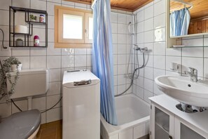 Hårtork och handdukar