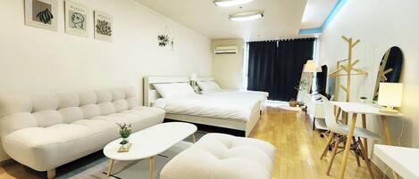 1 多间卧室、熨斗/熨衣板、免费 WiFi、床单