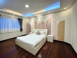 Deluxe Apartment, City View - 9Trip Stay in Central Garden - District 1 (Ho Chi Minh City)