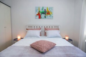 1 soverom, strykejern/-brett, wi-fi og sengetøy