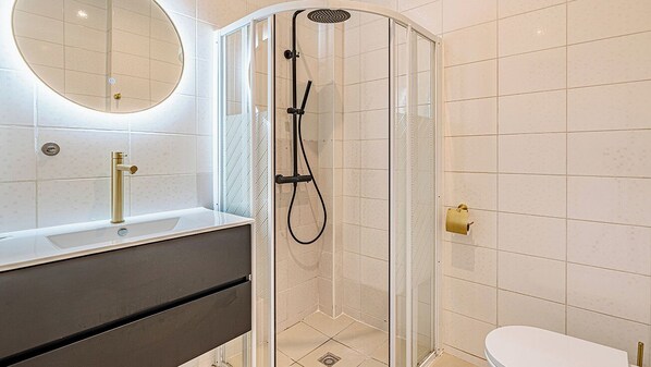 Bathroom shower - Kralendijk Boutique Hotel (Kralendijk)