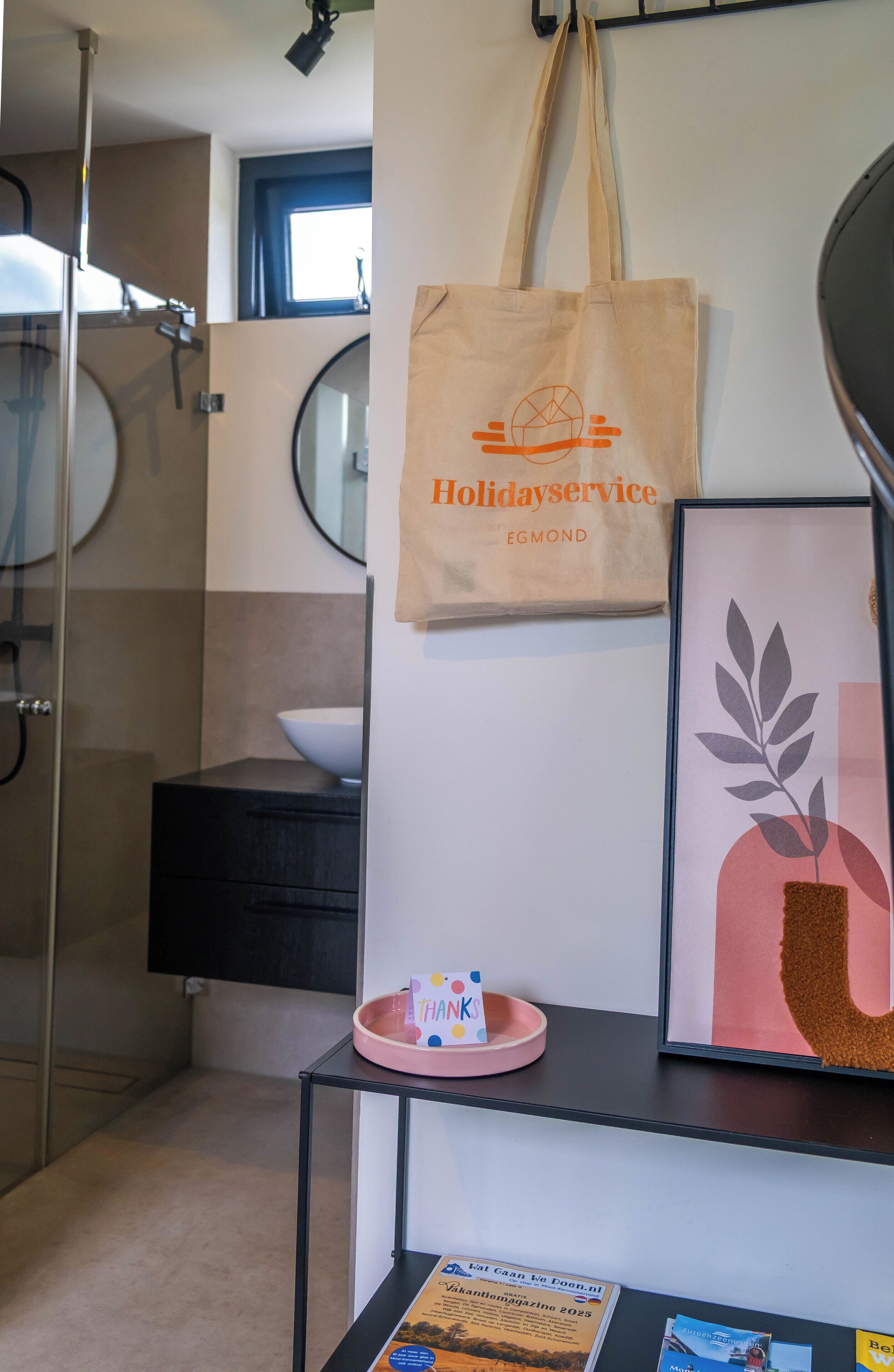 Dusche, Handtücher, Toilettenpapier