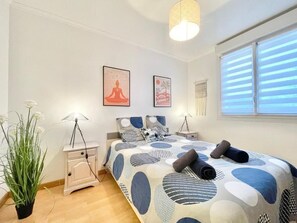 3 bedrooms, desk, iron/ironing board, travel cot