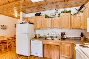 콘도, 킹사이즈침대 1개 및 소파베드 (Apartment) | 전용 주방