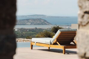 Property grounds - Theros II, Theros Villas Naxos (Naxos)