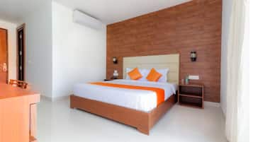 Premium Double Room, City View