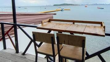 Room, 1 King Bed, Sea View | Beach/ocean view