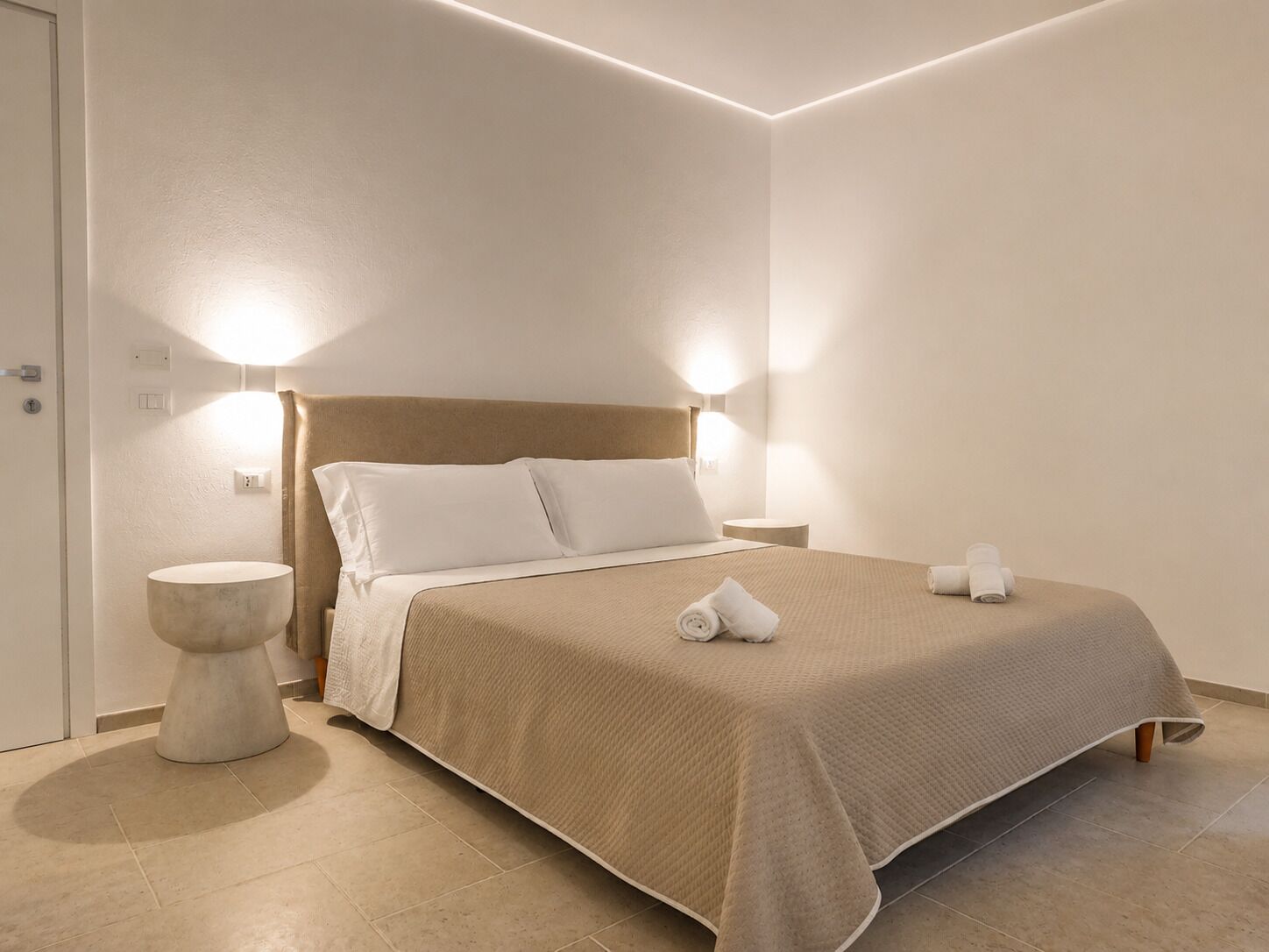 Deluxe Room, City View
