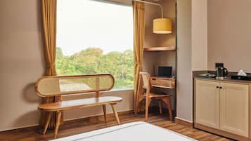 Premium bedding, minibar, in-room safe, desk