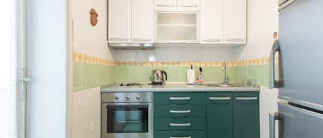 Microwave, oven, stovetop