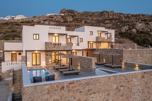 Lithia Exclusive Villas