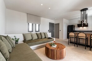 LITHIA II 3 Bedrooom Villa Private Pool | Living area | 32-inch Smart TV with satellite channels