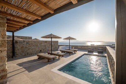 Lithia Exclusive Villas