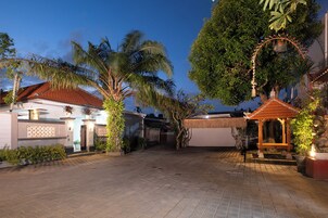 Bagian depan properti