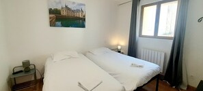 6 bedrooms, iron/ironing board, WiFi, bed sheets - Spacious duplex 6 Bedrooms /Azay (Azay-le-Rideau)