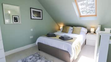 3 bedrooms, individually decorated, individually furnished, free WiFi