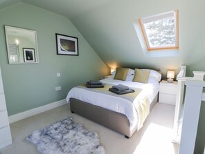 3 bedrooms, individually decorated, individually furnished, free WiFi