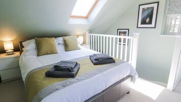 3 camere, con stile personalizzato, con arredamento individuale