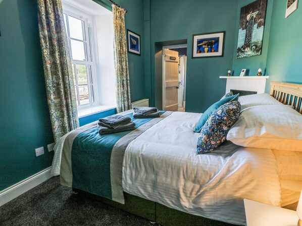 3 habitaciones, decoración personalizada y muebles diferentes