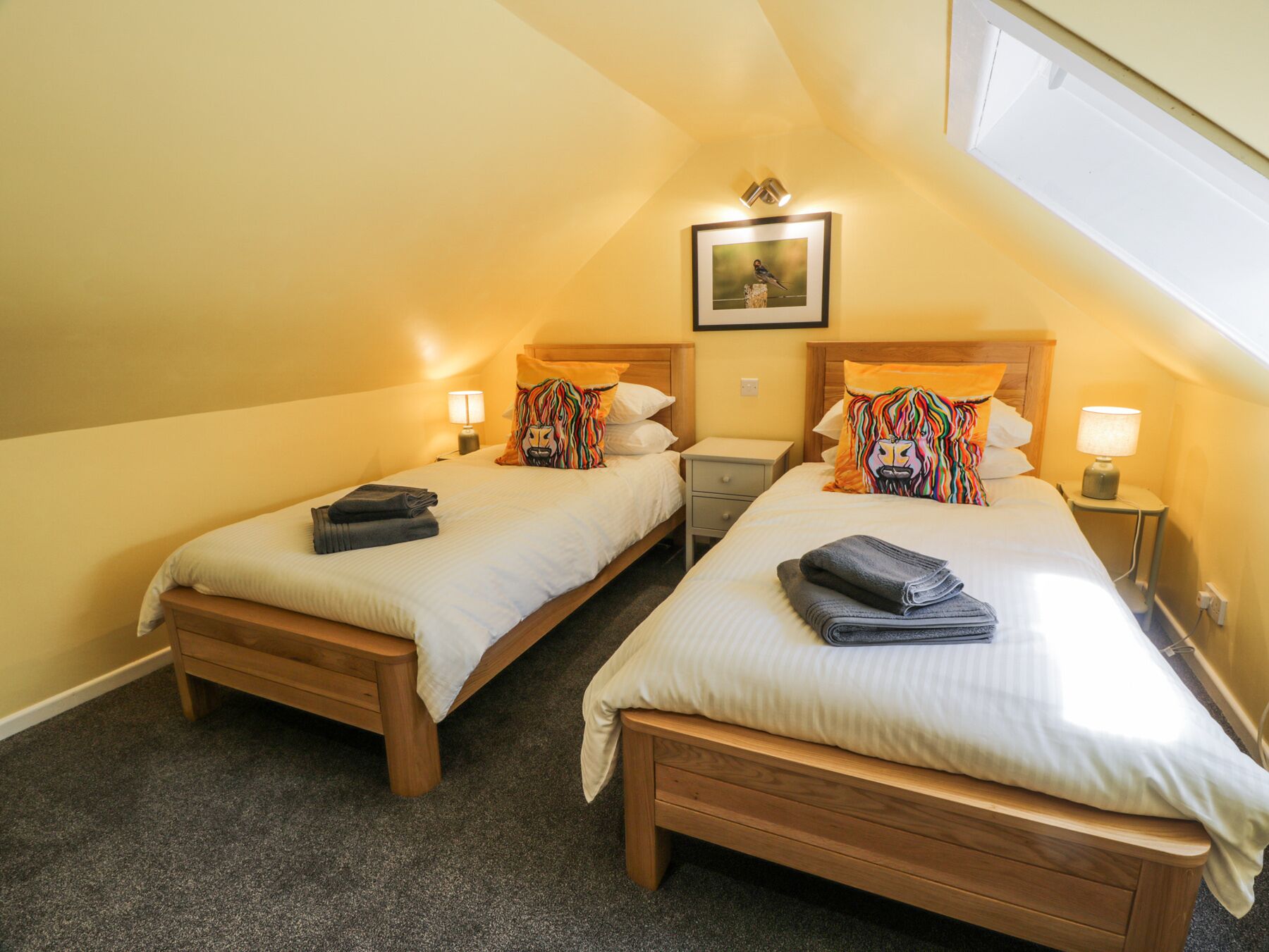 3 bedrooms, individually decorated, individually furnished, free WiFi