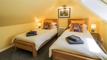 3 bedrooms, individually decorated, individually furnished, free WiFi