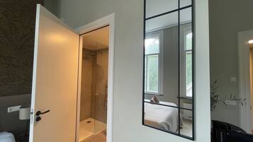 1 chambre, bureau, Wi-Fi gratuit, draps fournis