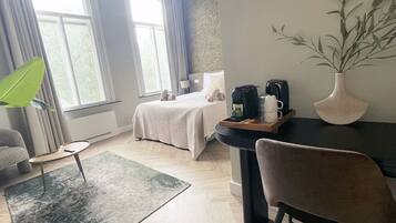 1 chambre, bureau, Wi-Fi gratuit, draps fournis