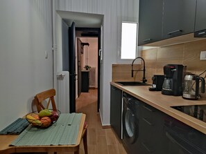Uuni, liesi
