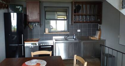 Farmhouse in the countryside with magnificent sea view, ideal for families with 4 paws