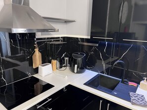 Microones i placa de cuina 