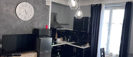 Microwave, stovetop