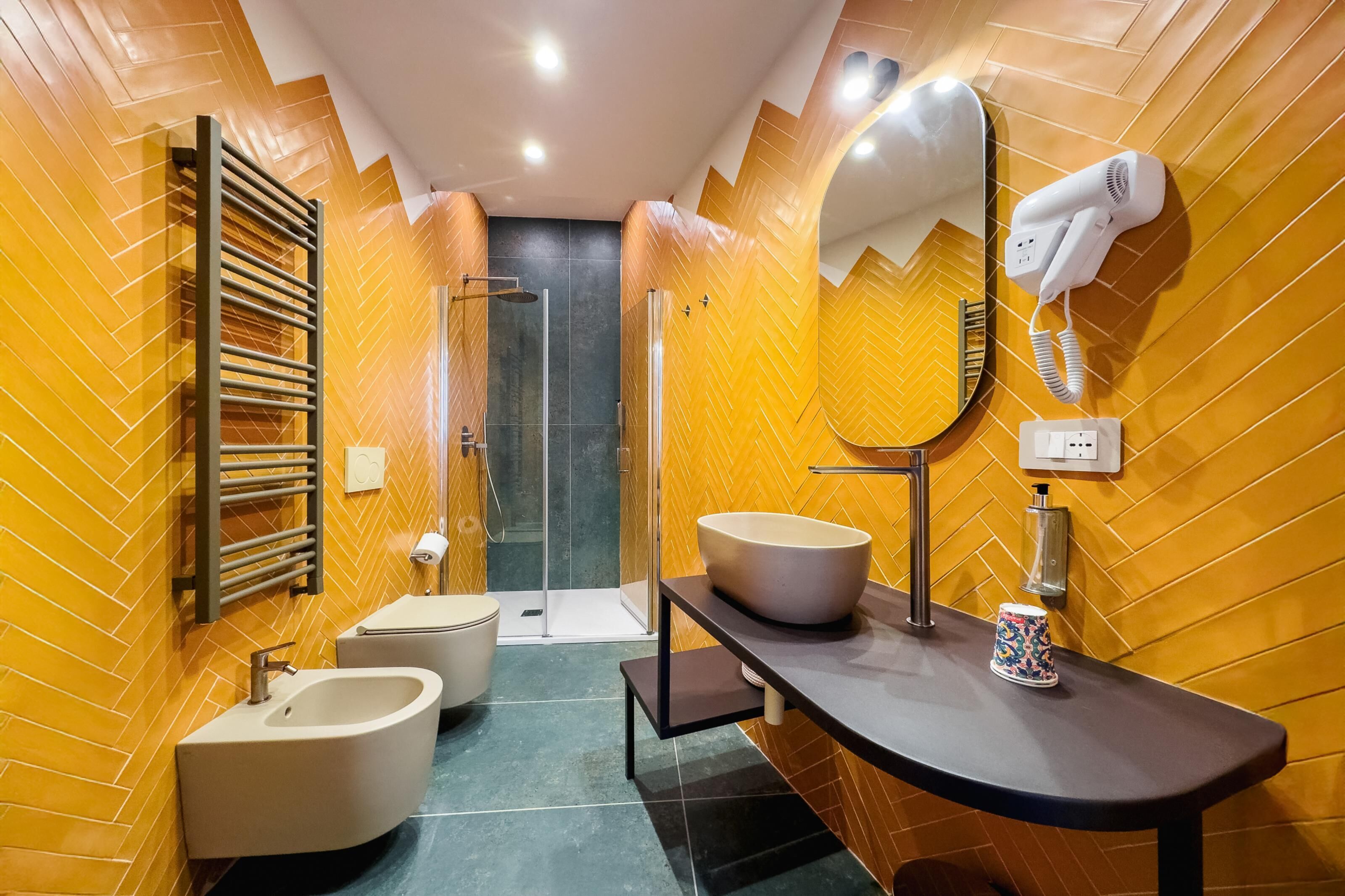 Haartrockner, Handtücher