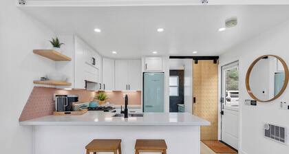Modern Beachfront Cottage