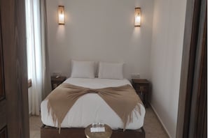 In-room safe, blackout drapes, iron/ironing board, free WiFi - Riad Noasid  (Marrakech)